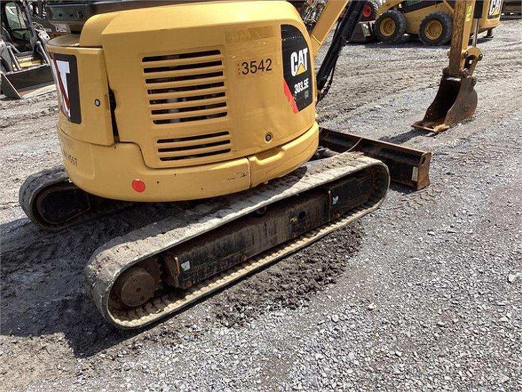 2015 CATERPILLAR 303.5E CR MINI EXCAVATOR