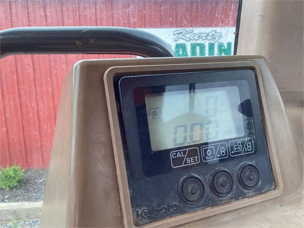 2007 KUBOTA M108XDTC TRACTOR