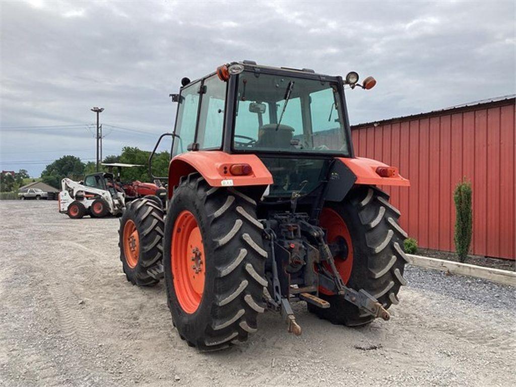 2007 KUBOTA M108XDTC TRACTOR