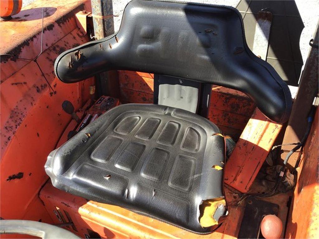 2002 KUBOTA M6800 TRACTOR