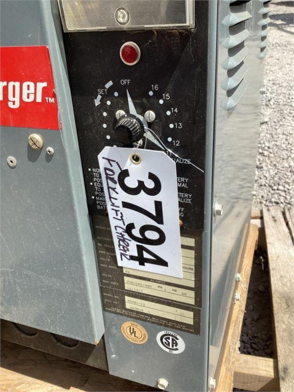 EXIDE CHARGER