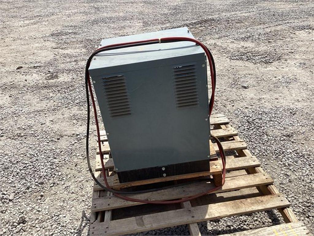 EXIDE CHARGER