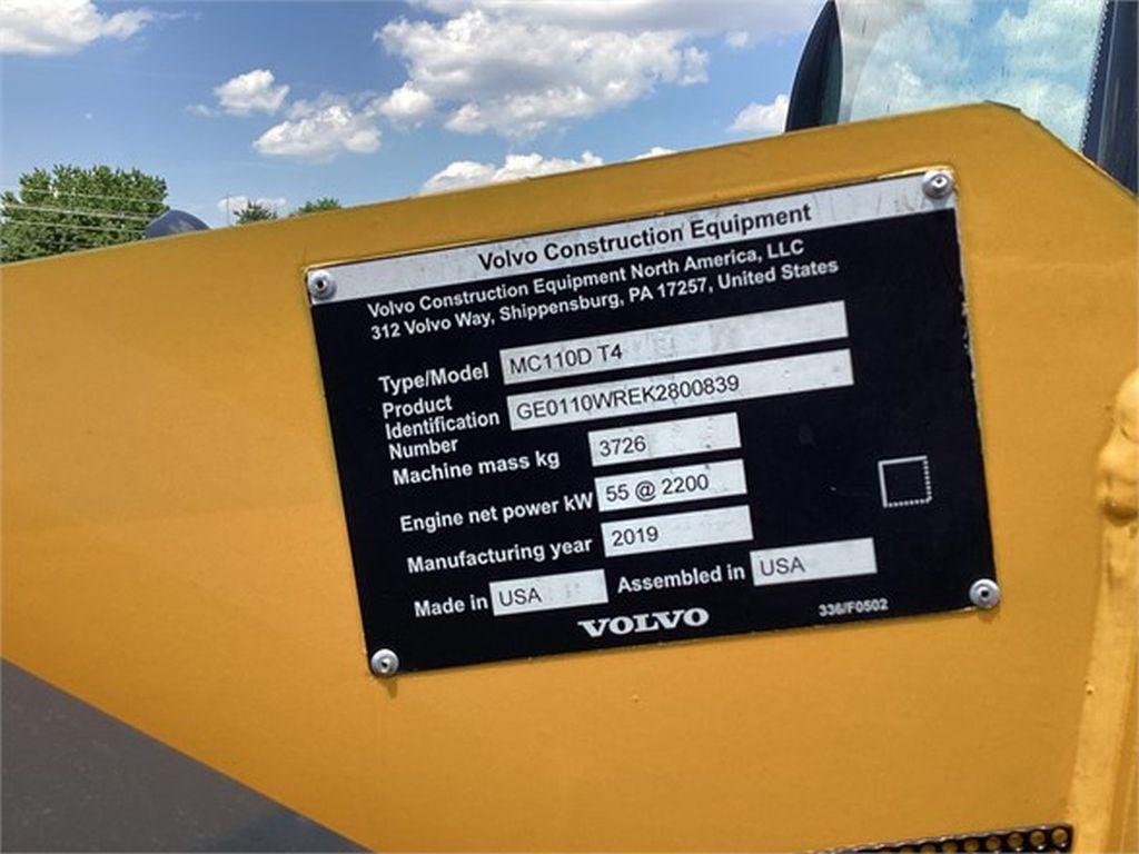 2020 VOLVO MC110D SKID STEER LOADER