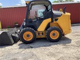 2020 VOLVO MC110D SKID STEER LOADER