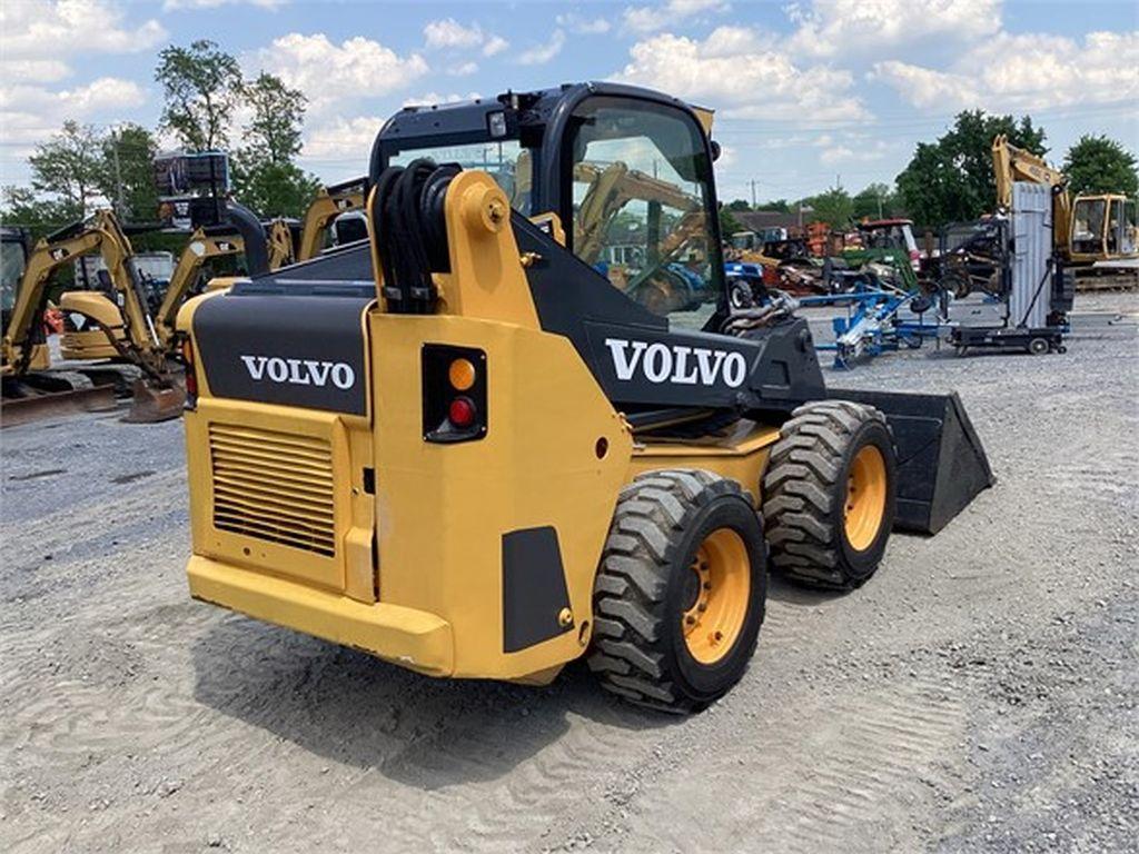2020 VOLVO MC110D SKID STEER LOADER
