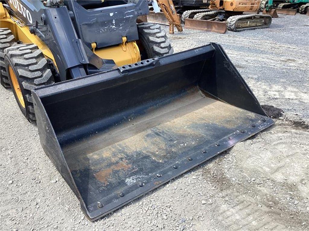 2020 VOLVO MC110D SKID STEER LOADER