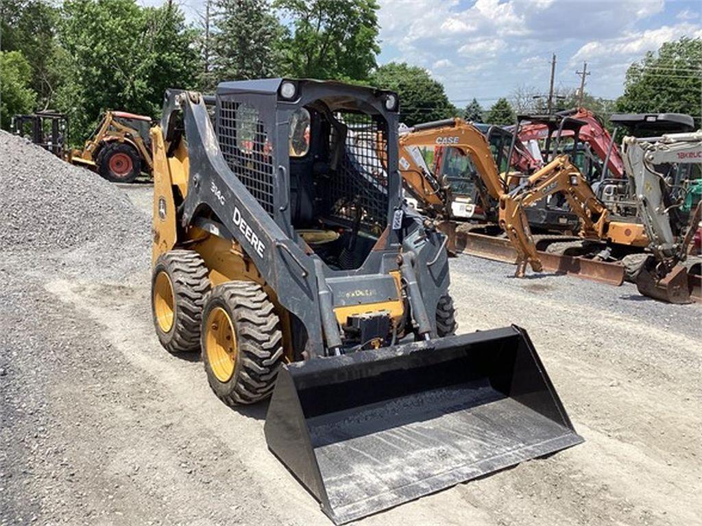 2017 DEERE 314G SKID STEER LOADER