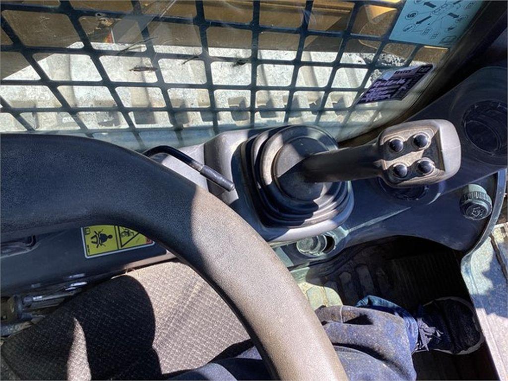 2014 CATERPILLAR 259D SKID STEER LOADER