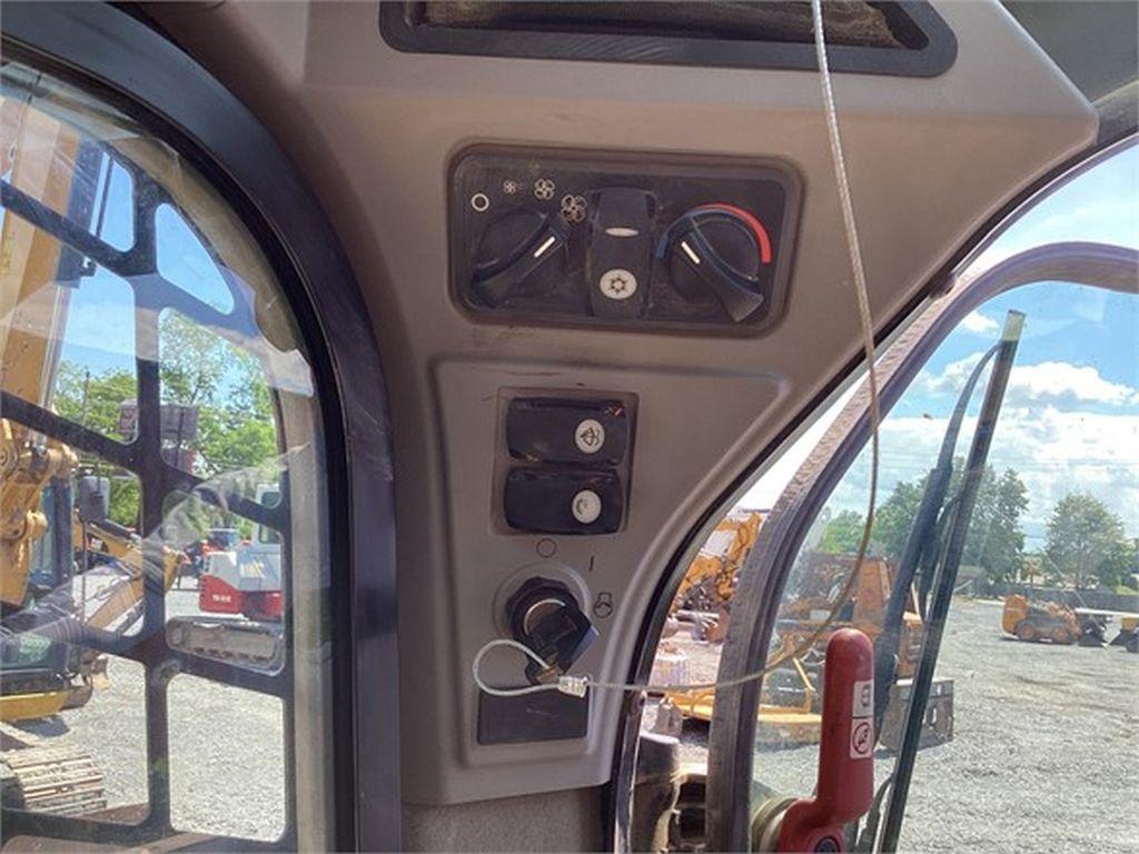 2014 CATERPILLAR 259D SKID STEER LOADER