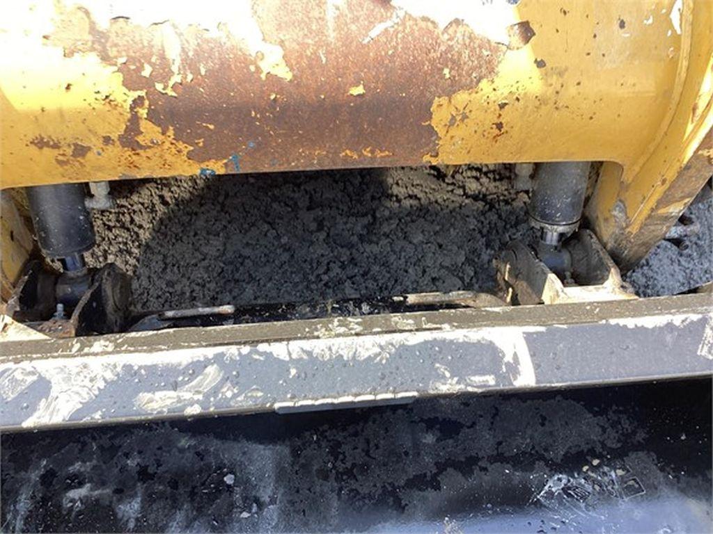 2012 CATERPILLAR 242B3 SKID STEER LOADER