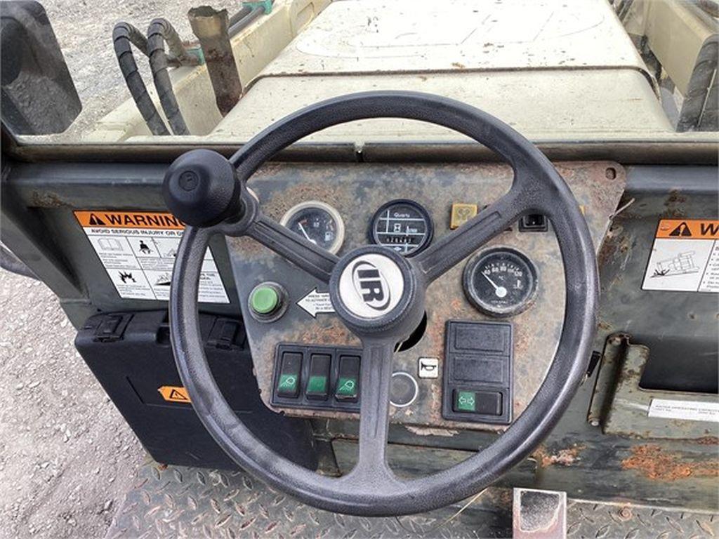 2006 INGERSOLL-RAND BL275 LOADER BACKHOE
