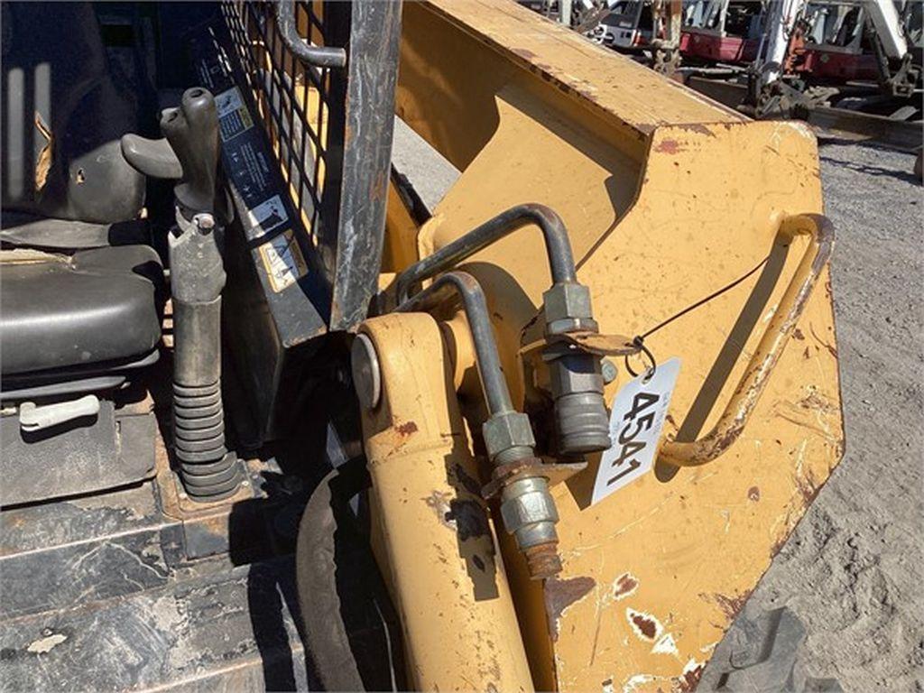 2008 DEERE 332 SKID STEER LOADER