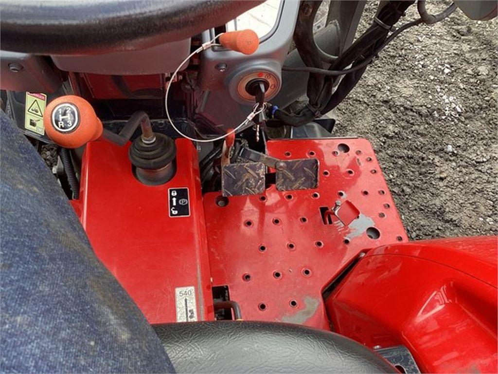 2017 MASSEY FERGUSON 1739E COMPACT TRACTOR