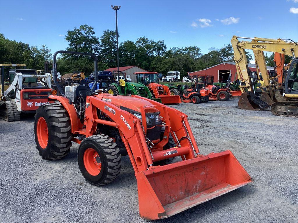 2018 KUBOTA MX5200HST FARM TRACTOR