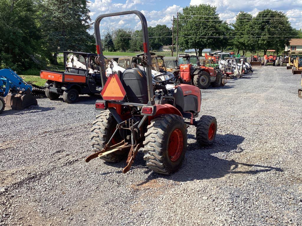 2018 KUBOTA B2601HSD COMPACT TRACTOR