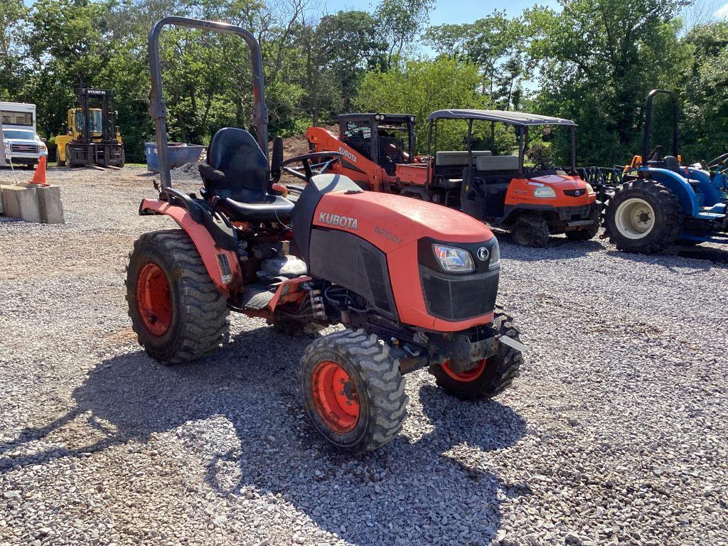 2018 KUBOTA B2601HSD COMPACT TRACTOR