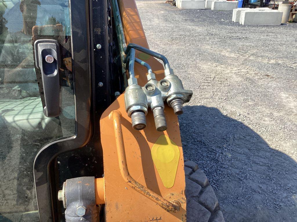 2017 CASE SV250 SKID STEER LOADER