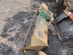 60" EXCAVATOR BUCKET