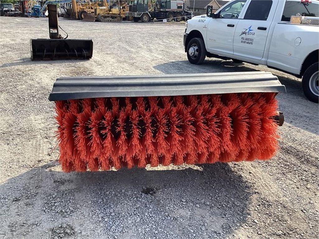 2008 BOBCAT 68AB SWEEPER