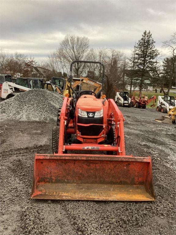 2018 KUBOTA L3301HST COMPACT TRACTOR