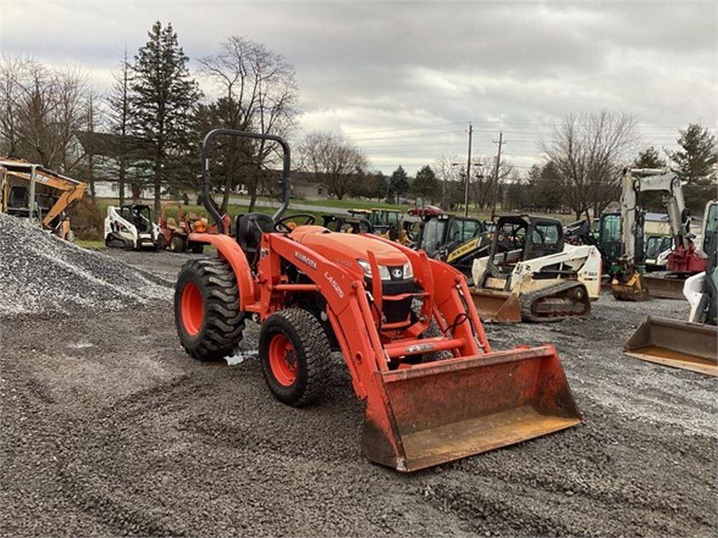 2018 KUBOTA L3301HST COMPACT TRACTOR