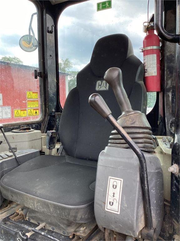 2014 CATERPILLAR 304E CR MINI EXCAVATOR