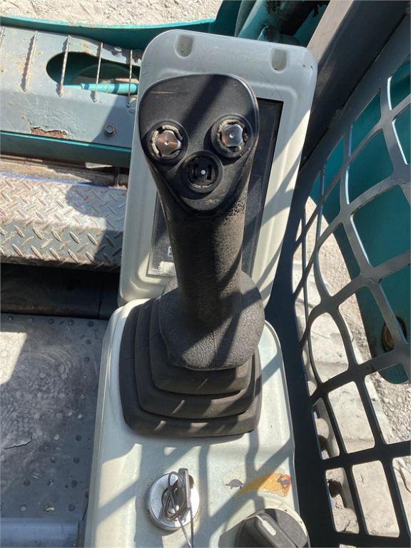 2017 IHI CL35 SKID STEER LOADER