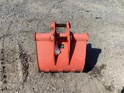 2015 KUBOTA BT2914 BUCKET
