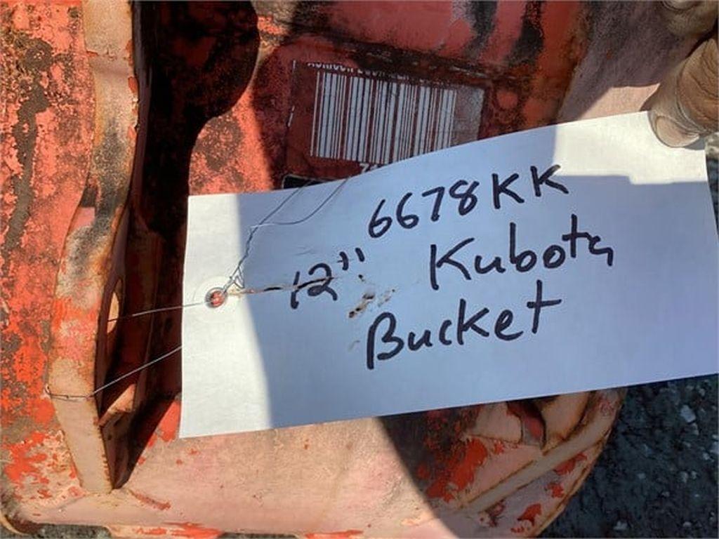 2015 KUBOTA BT1971 BUCKET