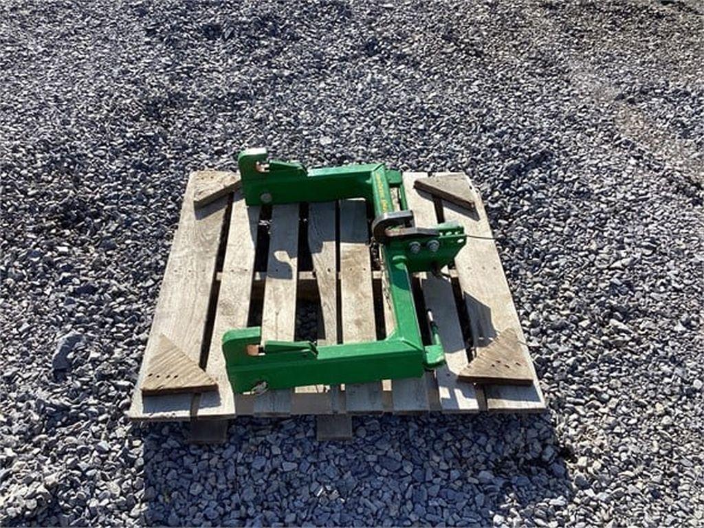 JOHN DEERE 3PT QUICK HITCH