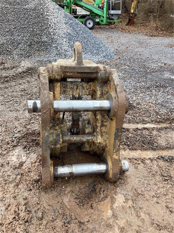 2010 ACS HYDRAULIC COUPLER