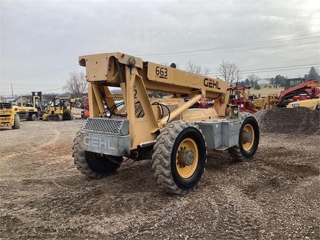 2000 GEHL 663 TELEHANDLER