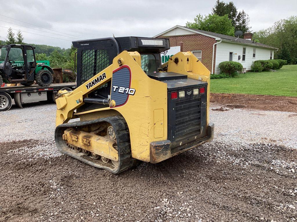 2017 YANMAR T210 SKID STEER LOADER