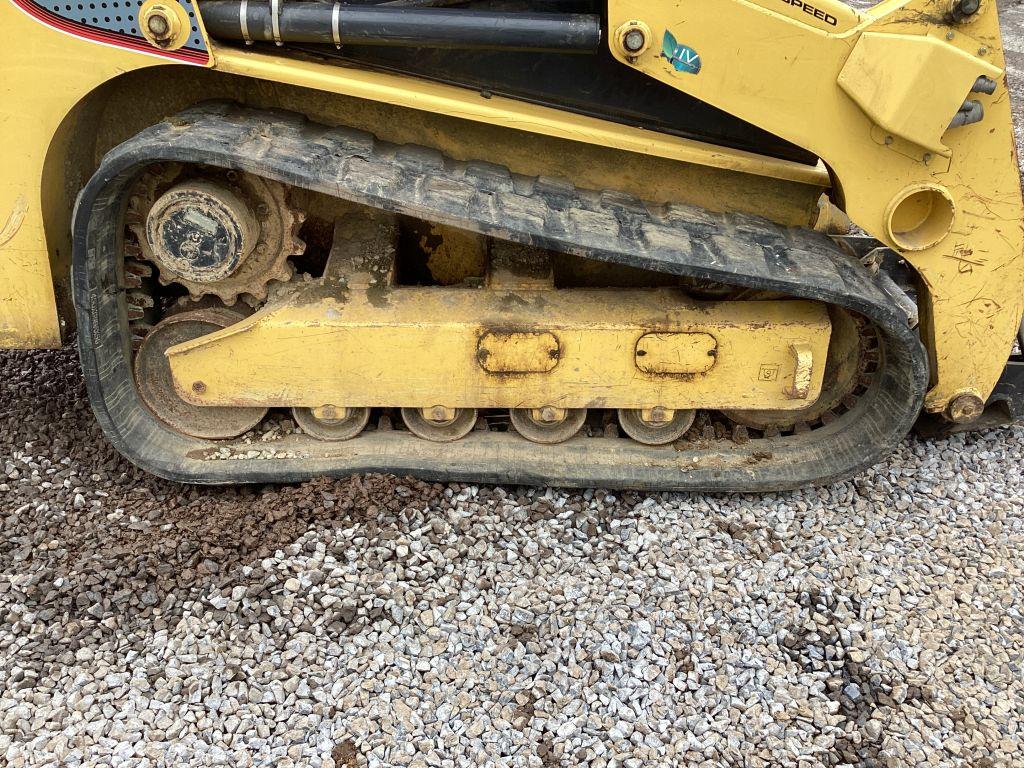 2017 YANMAR T210 SKID STEER LOADER