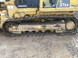 2005 KOMATSU D37EX-21 DOZER