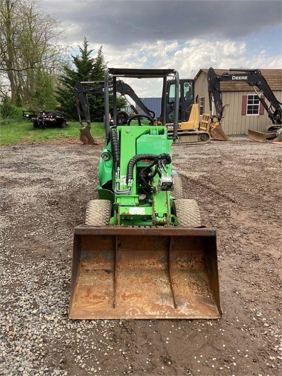 2017 AVANT 528 WHEEL LOADER