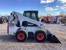 2011 BOBCAT S250 SKID STEER LOADER