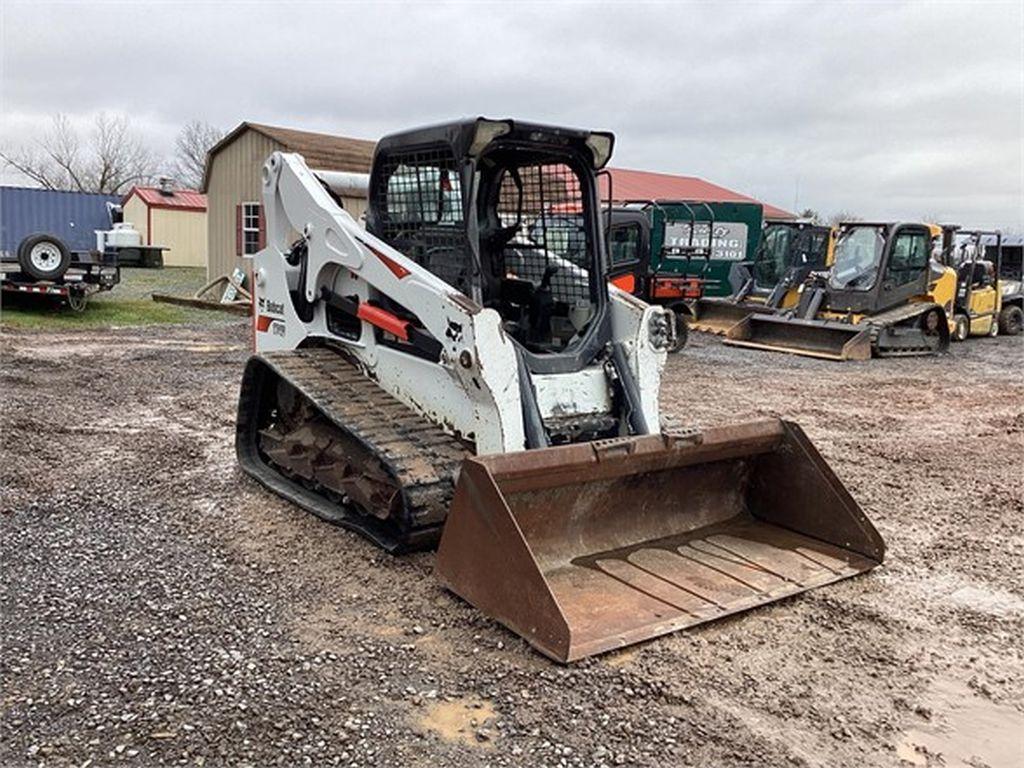 2018 BOBCAT T740 SKID STEER LOADER