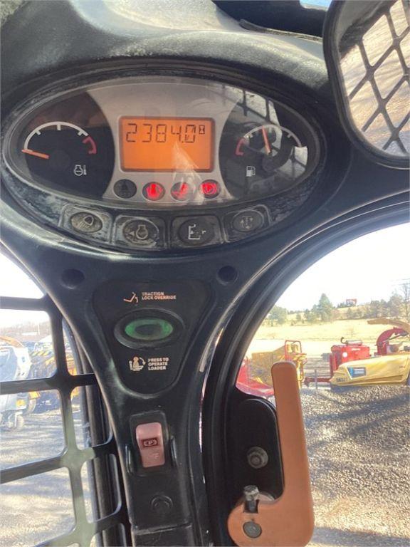 2017 BOBCAT T740 SKID STEER LOADER