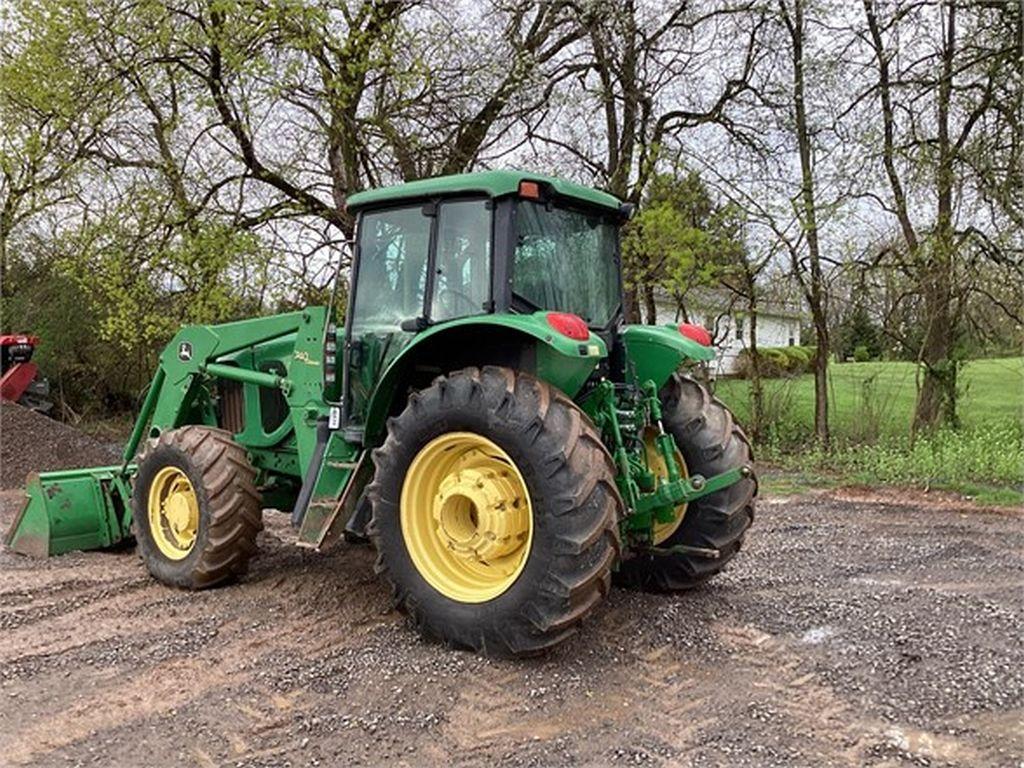 2004 JOHN DEERE 6715 FARM TRACTOR