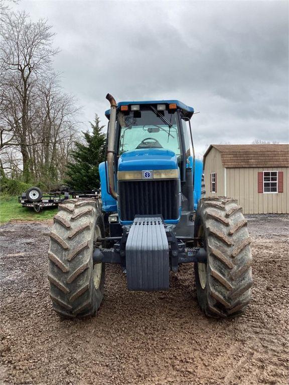 1999 NEW HOLLAND 8970 FARM TRACTOR