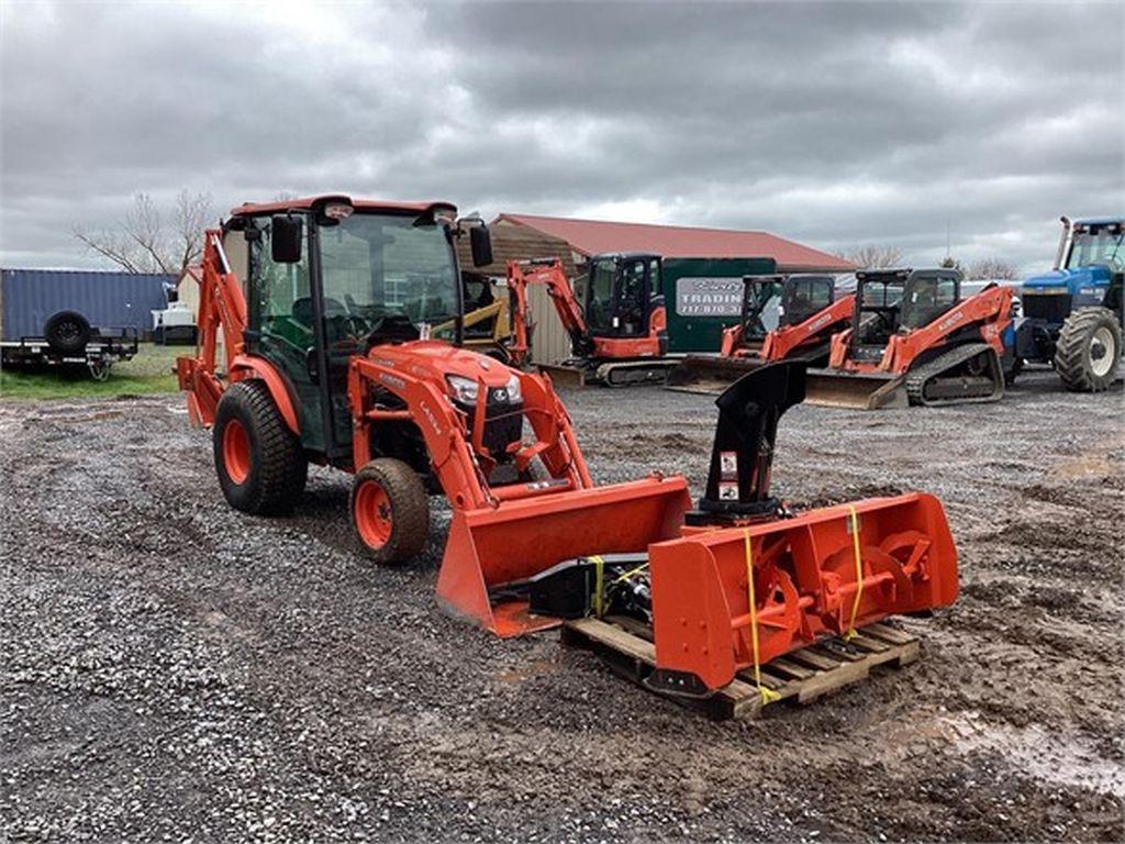 2017 KUBOTA B3350 COMPACT TRACTOR