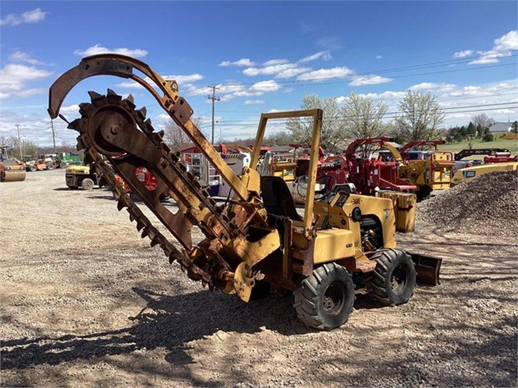 2004 VERMEER V3550A TRENCHER