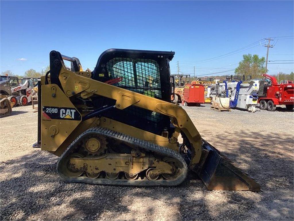 2017 CATERPILLAR 259D SKID STEER LOADER