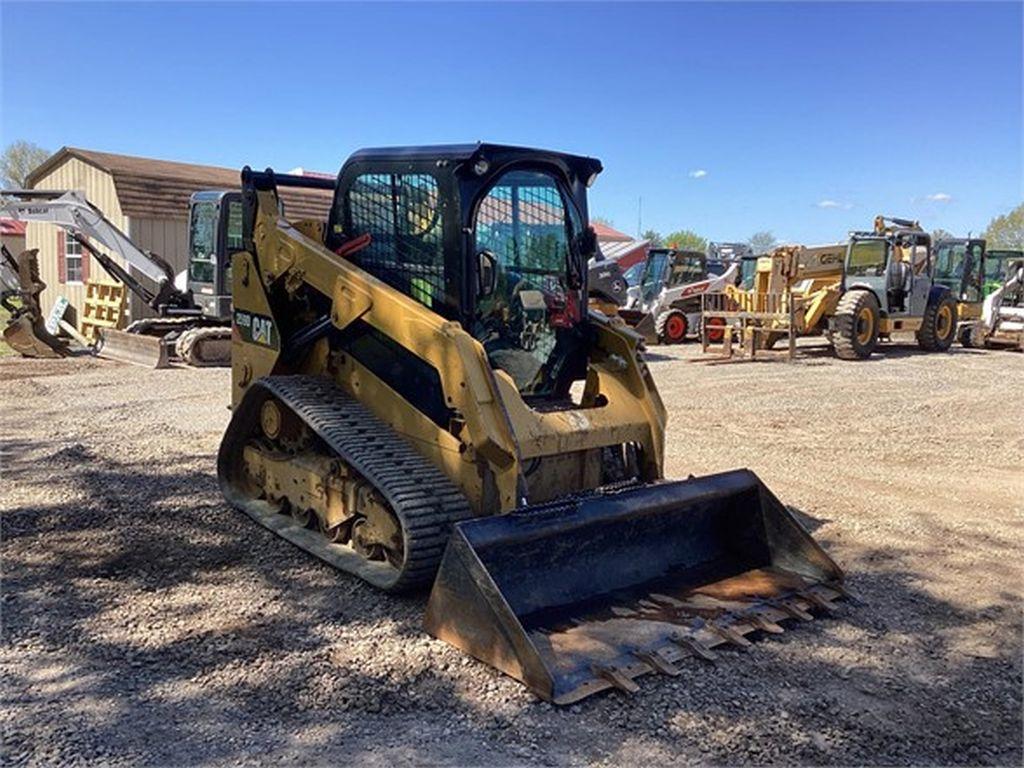 2017 CATERPILLAR 259D SKID STEER LOADER