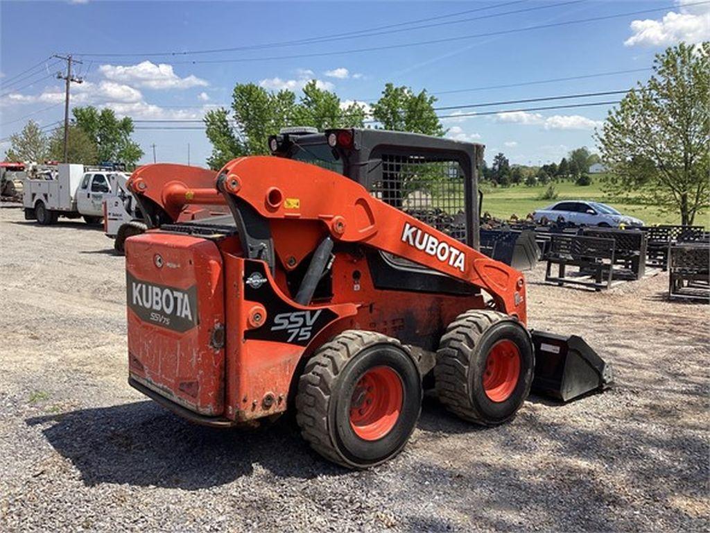 2017 KUBOTA SSV75 SKID STEER LOADER