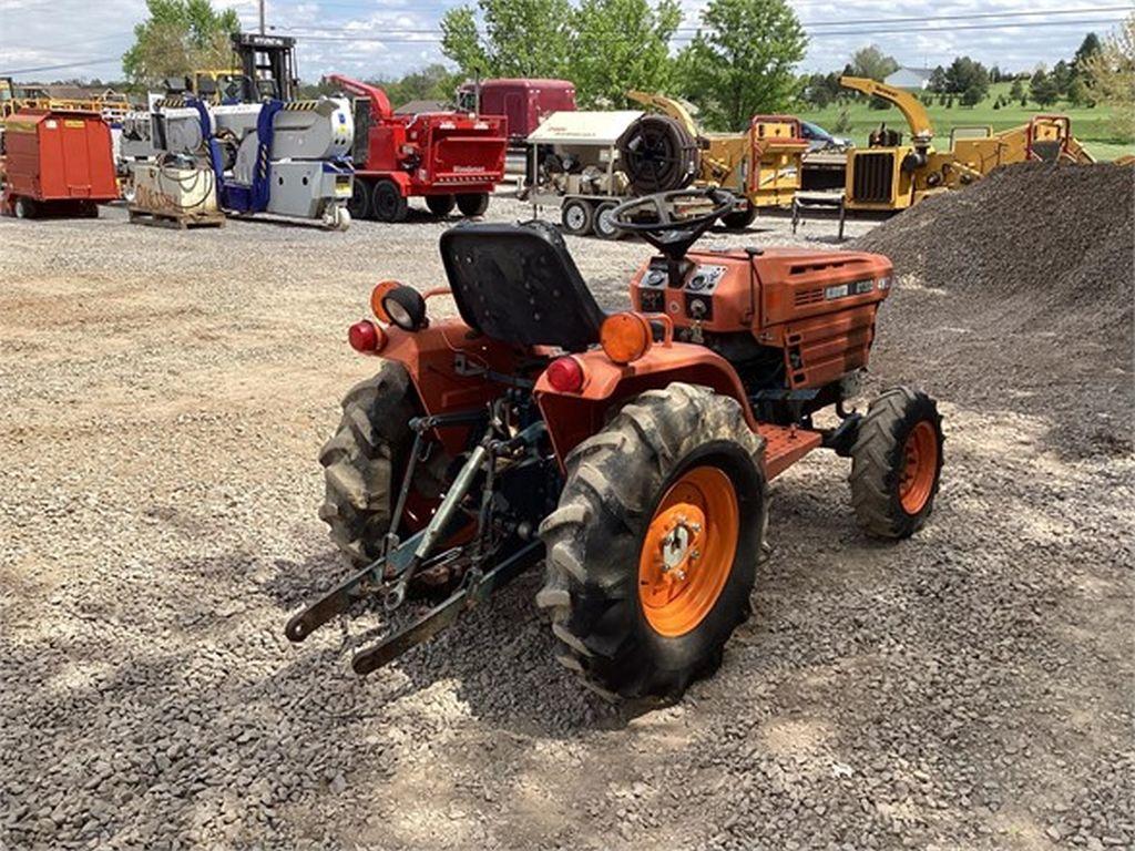 1988 KUBOTA B7200 COMPACT TRACTOR