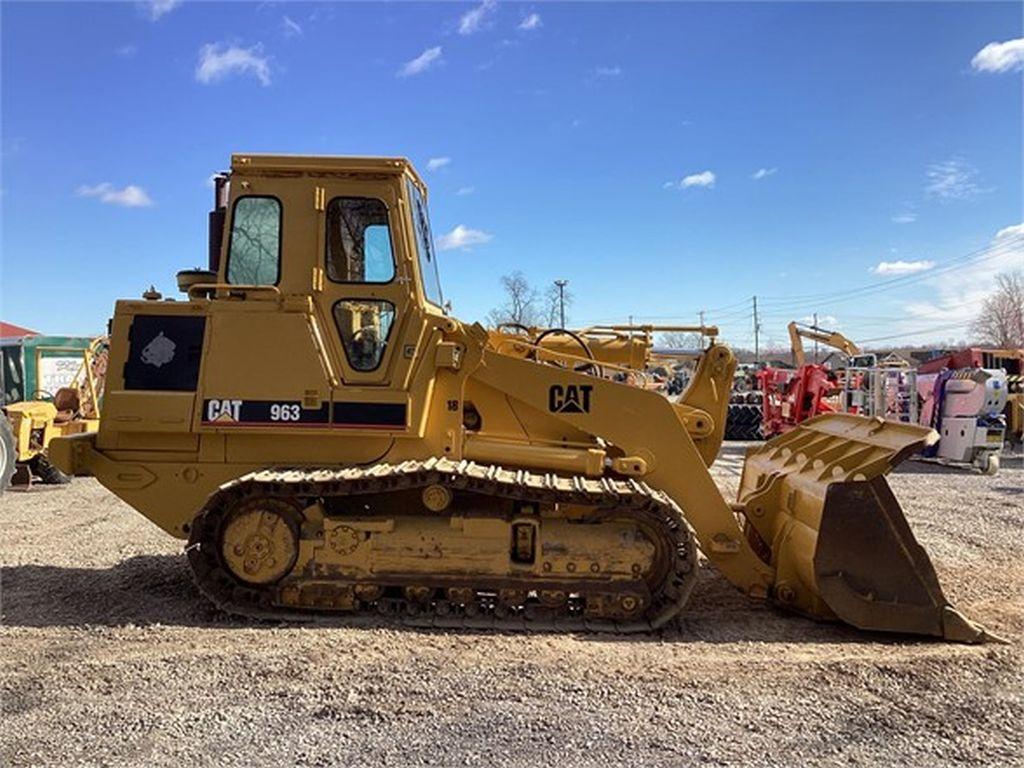 1988 CATERPILLAR 963 CRAWLER LOADER