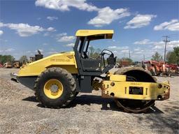 2012 BOMAG BW211PD-40 PADFOOT ROLLER