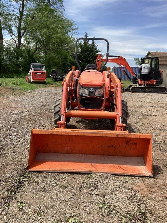 2018 KUBOTA MX5200 FARM TRACTOR